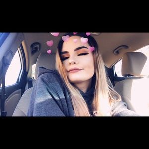 Meet your Posher, Sydney